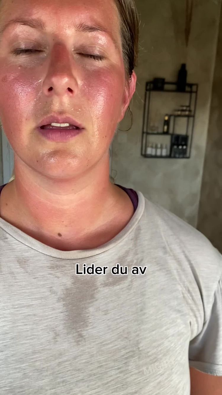 Video av Jennifer