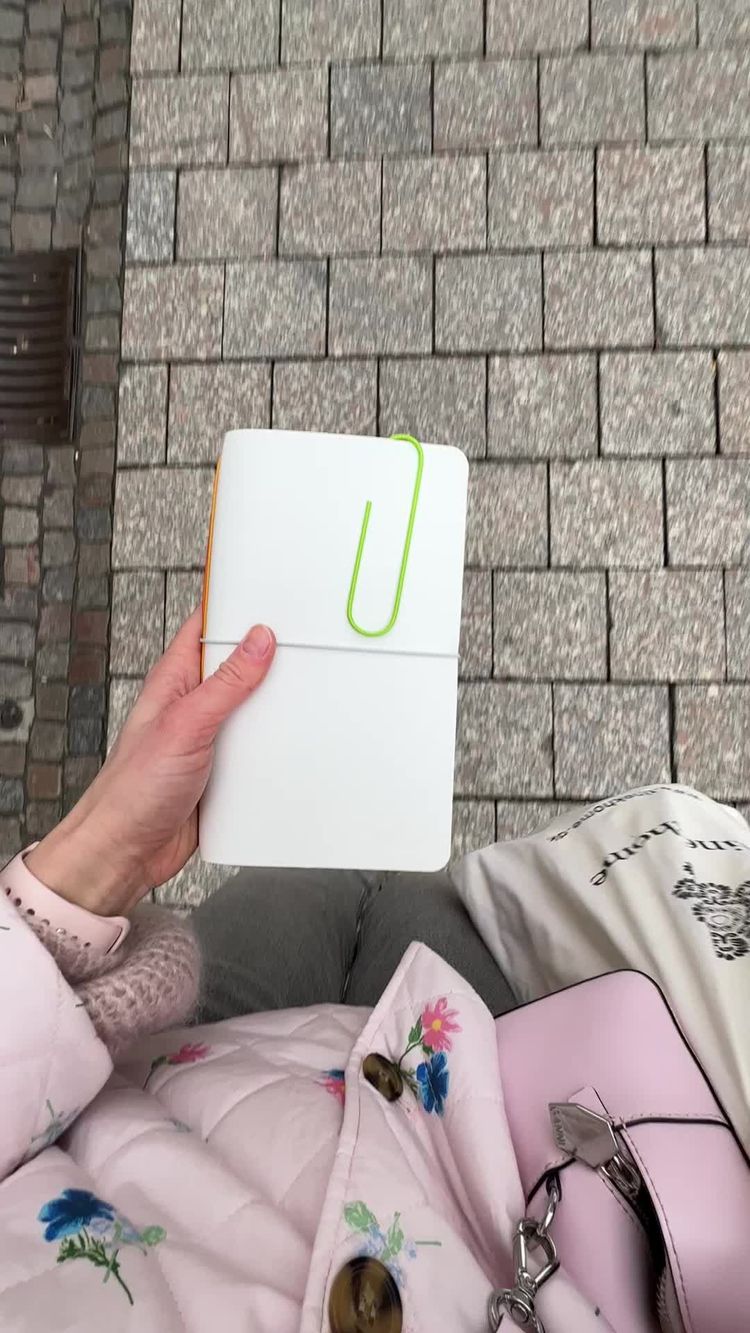 Forbruksvarer Video av Amalie for mishmash
